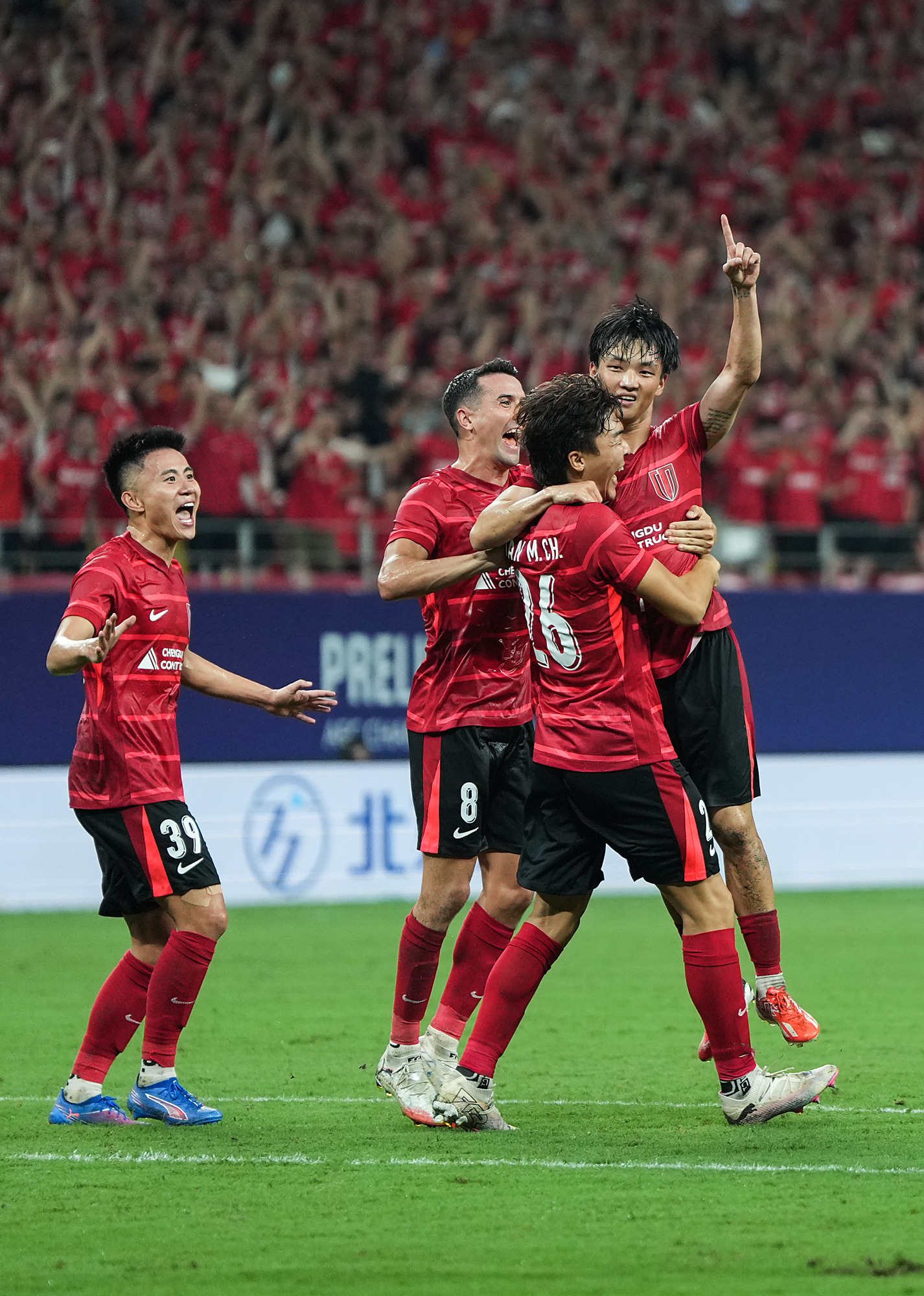 欧宝- 从成都蓉城外线爆发备战CBA季后赛到风云突变AC米兰窗口期遗憾出局，成都蓉城围绕意甲绝杀压哨